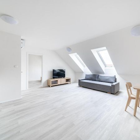 Apartments Borivojova 63 Πράγα Εξωτερικό φωτογραφία
